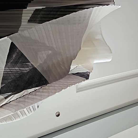 Pleated, lined midi dress. - Picture 4 of 6